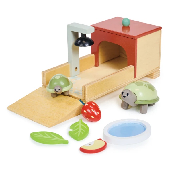 Tender Leaf Wooden Tortoise Pet Set