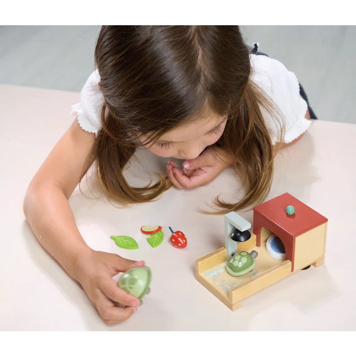 Tender Leaf Wooden Tortoise Pet Set - Image 2